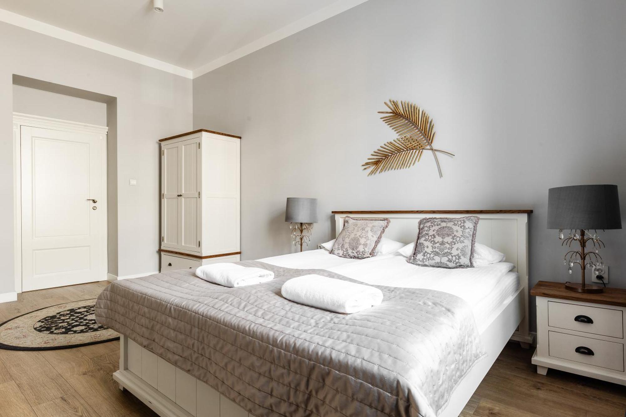 Apartamenty Starowislna 1, Krakow Main Square Buitenkant foto